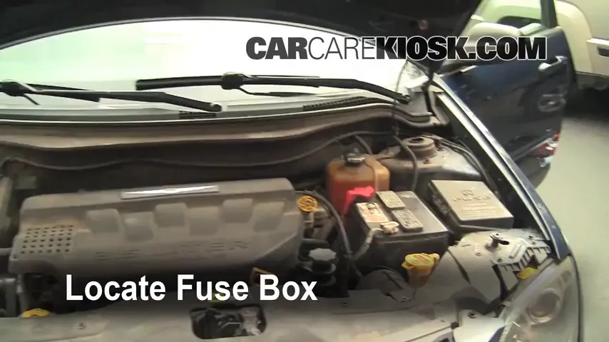 2004 Chrysler Pacifica 3.5L V6 Fuse (Engine) Replace